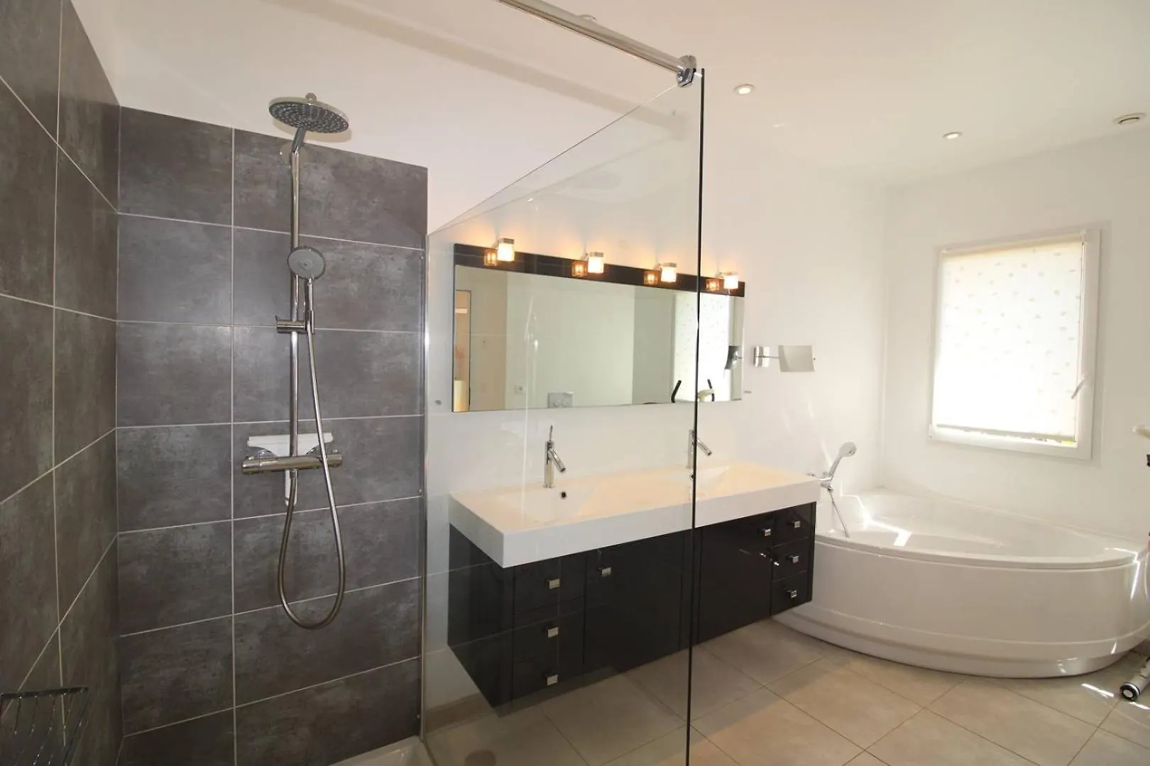 Villa Blue Hill Pour 6 Personnes Avec Piscine Privee Et Vue Mer A La Londe-Les-Maures